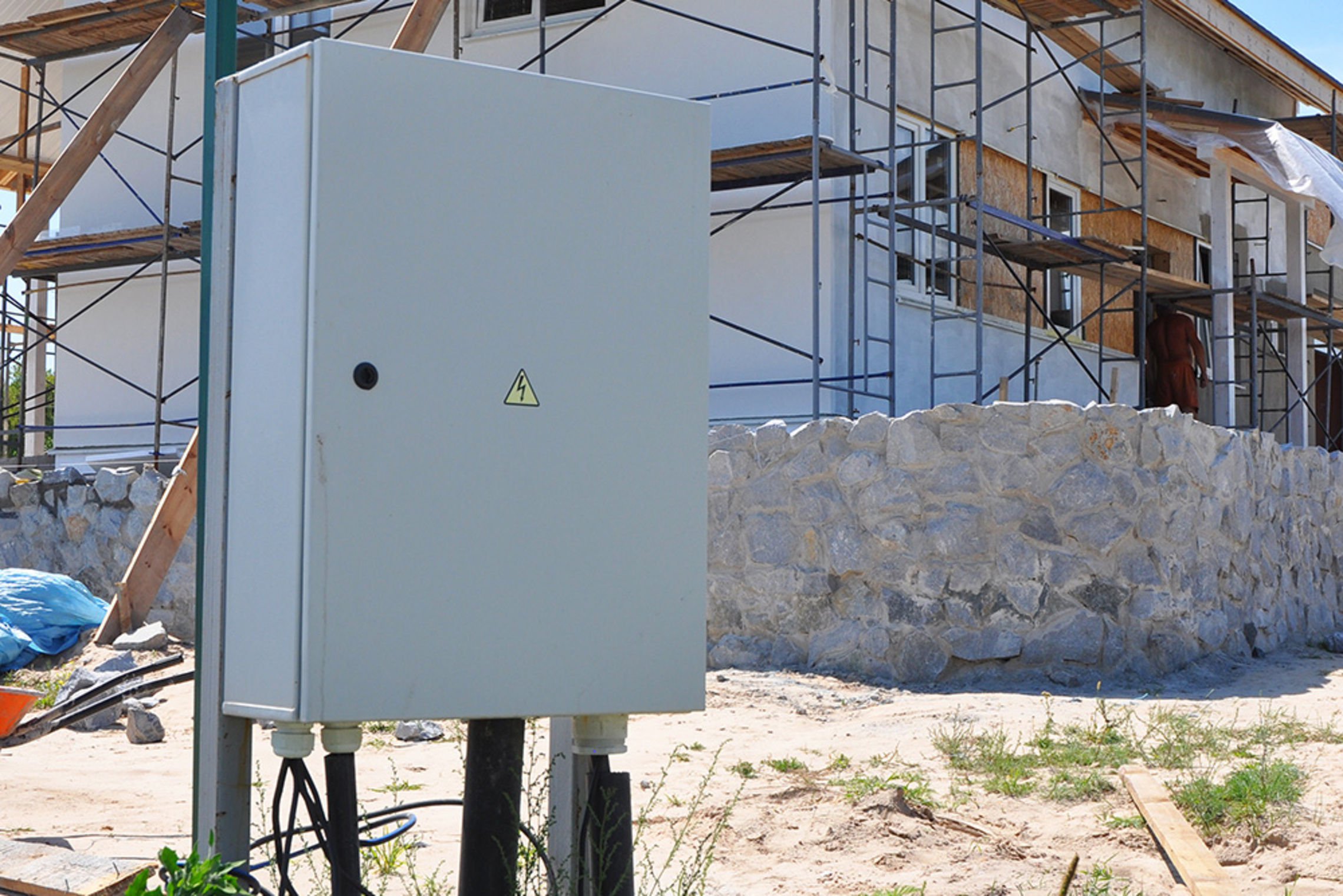 Baustrom bei MWE ingenia GmbH in Aurach