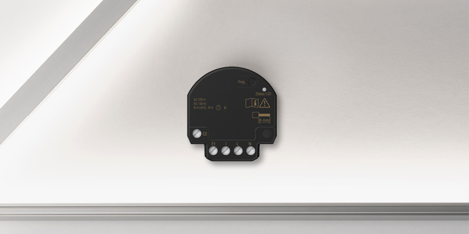 JUNG HOME Jalousieaktor Mini bei MWE ingenia GmbH in Aurach