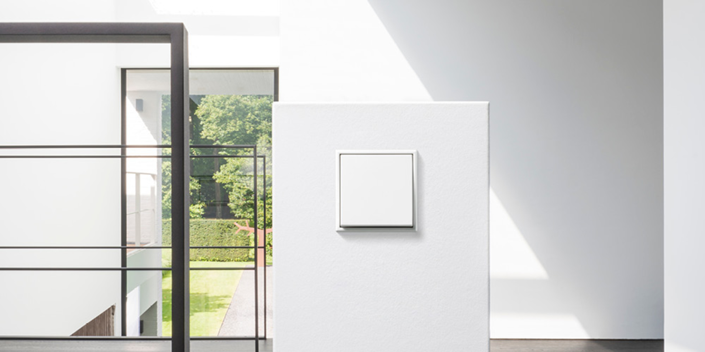 JUNG Schalterprogramme bei MWE ingenia GmbH in Aurach